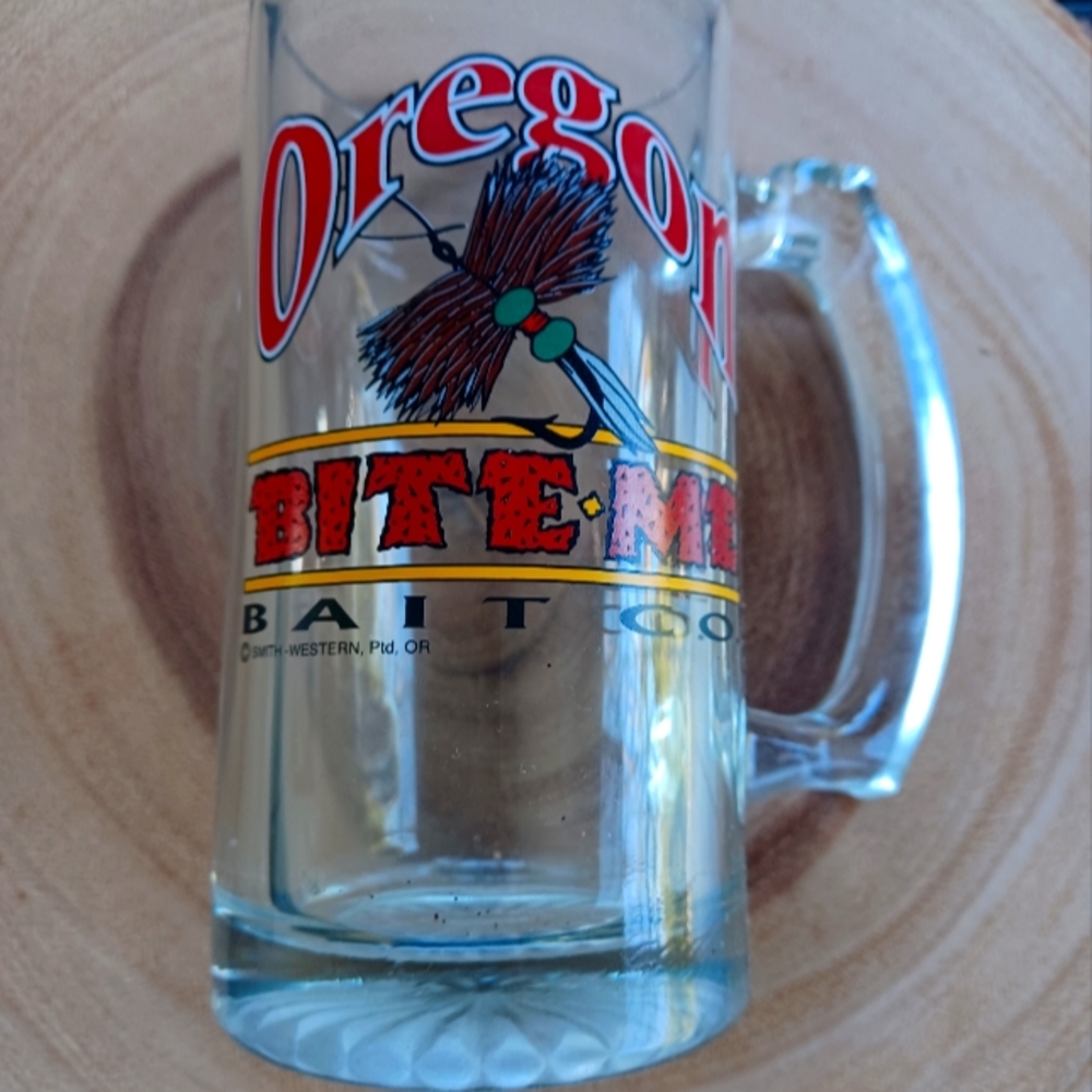 Oregon Pint Glass Bite Me Fly fishing Beer Mug